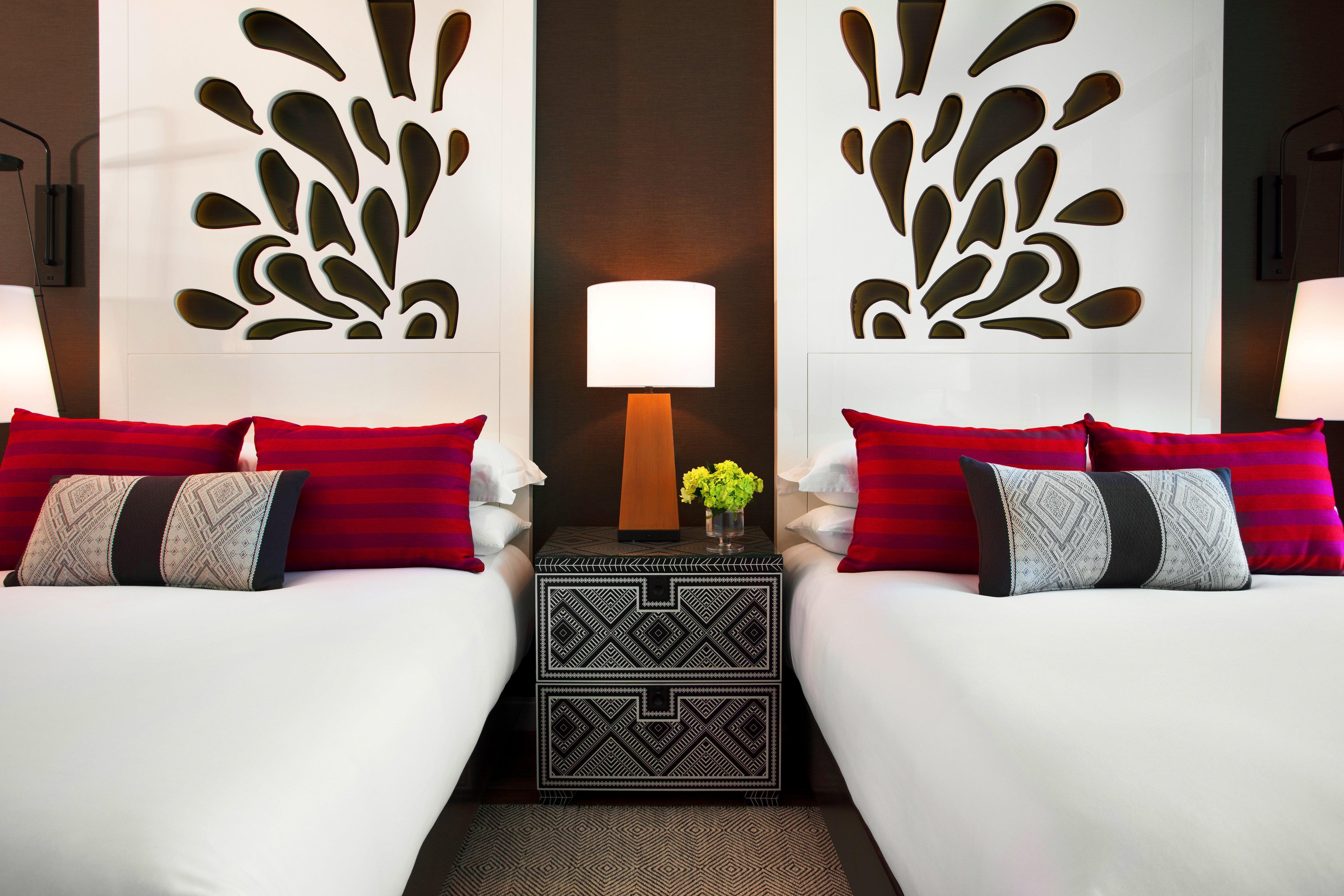 Kimpton Seafire Resort + Spa By Ihg West Bay Екстер'єр фото