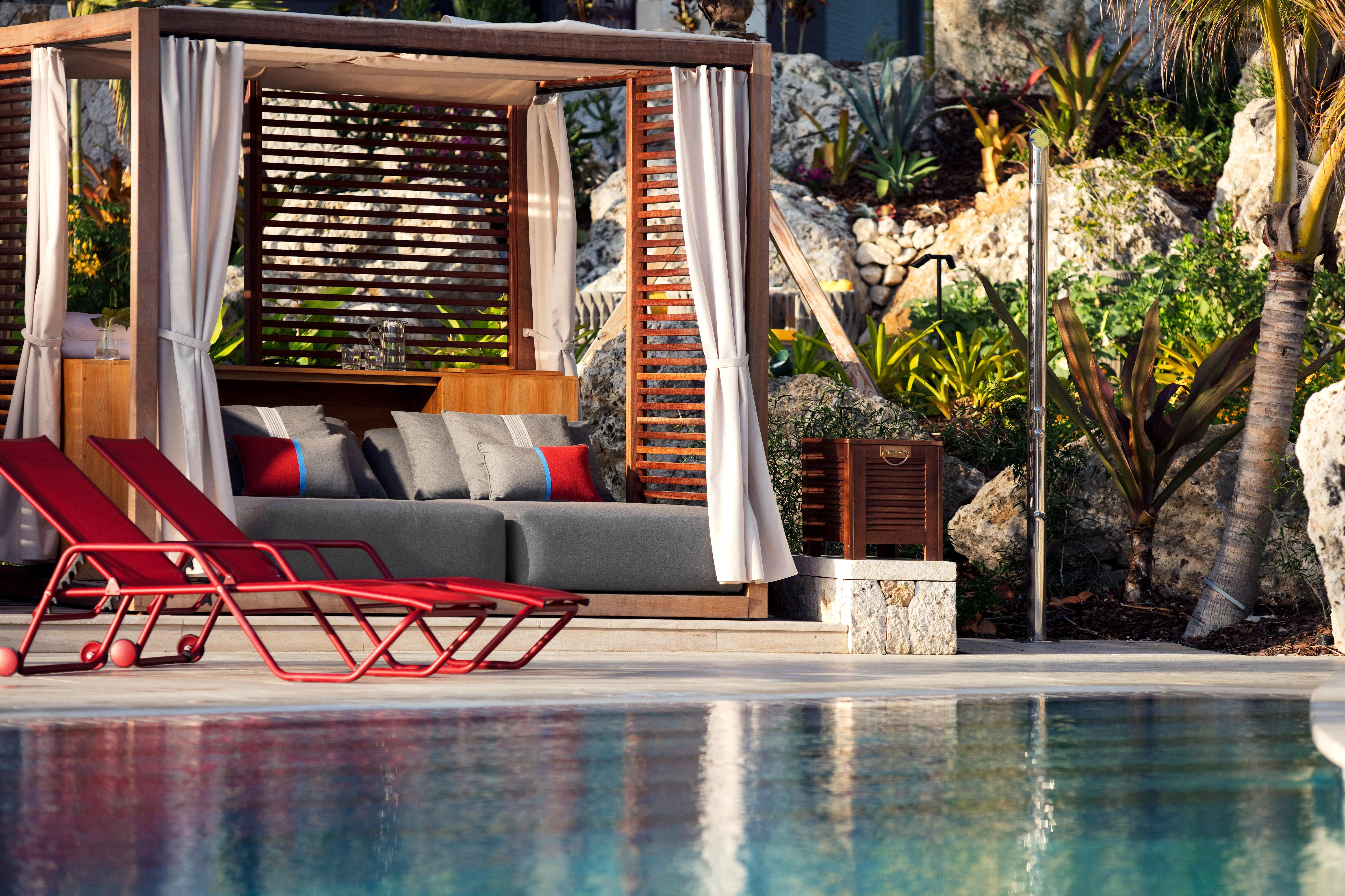 Kimpton Seafire Resort + Spa By Ihg West Bay Екстер'єр фото