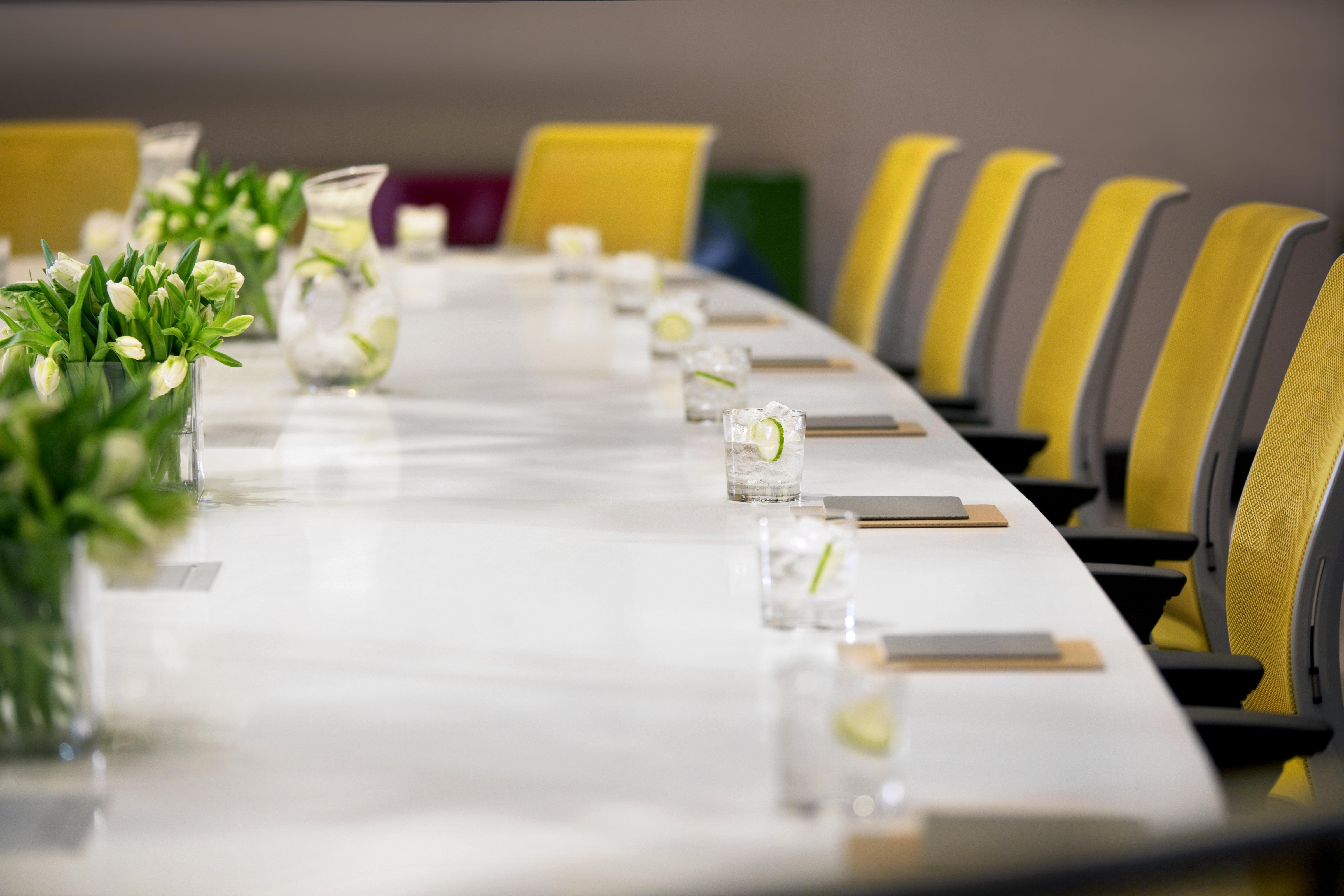 Kimpton Seafire Resort + Spa By Ihg West Bay Екстер'єр фото
