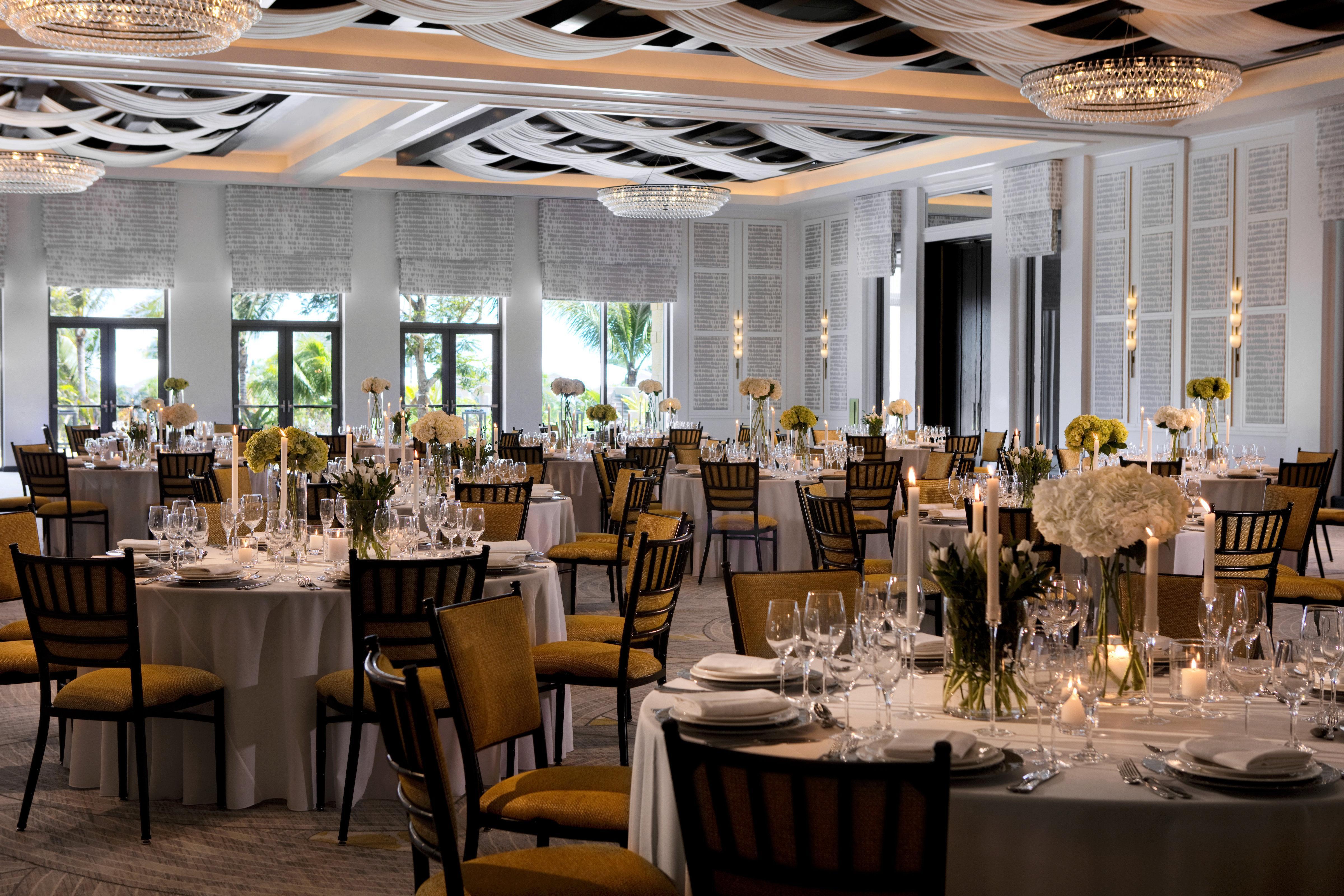 Kimpton Seafire Resort + Spa By Ihg West Bay Екстер'єр фото