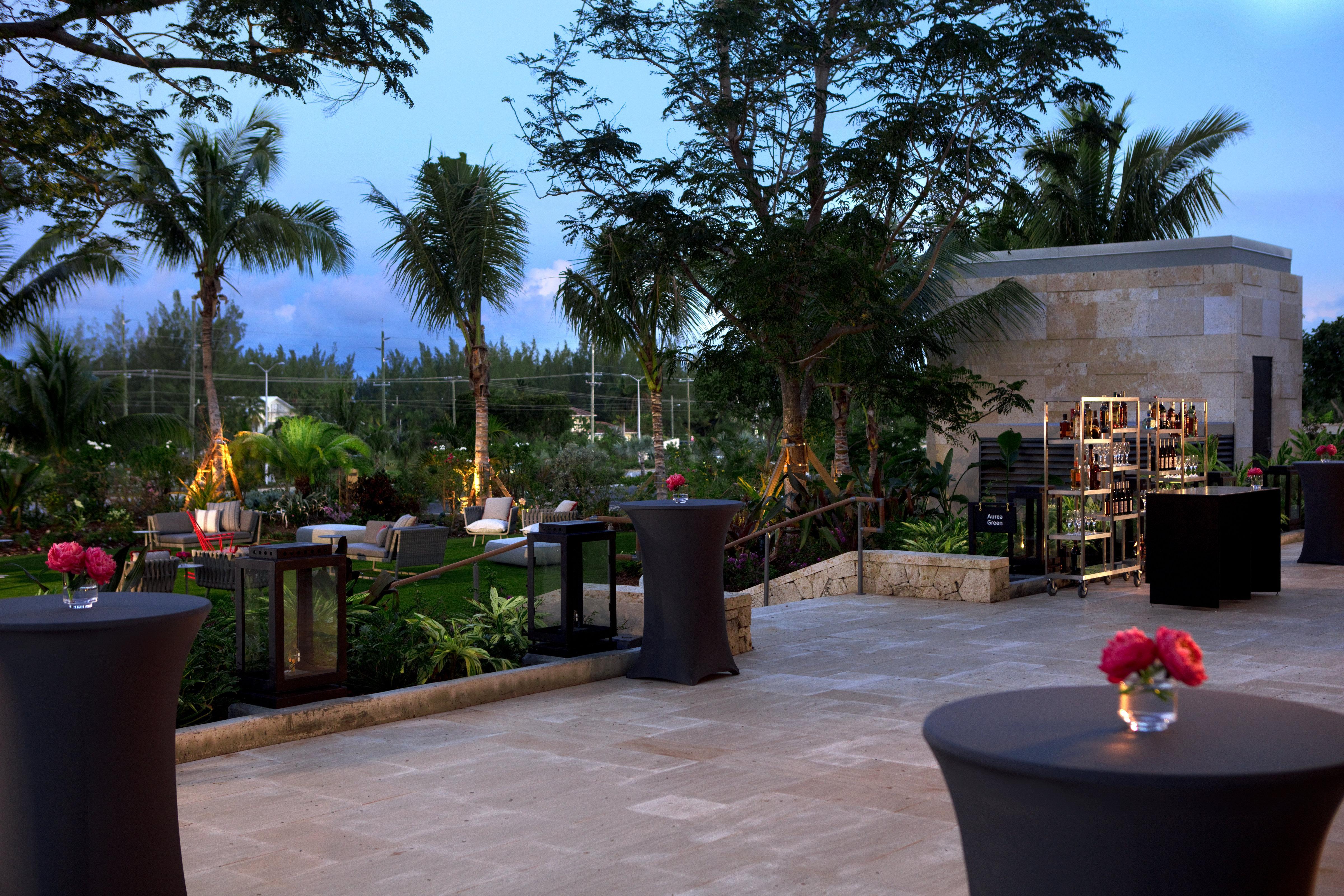 Kimpton Seafire Resort + Spa By Ihg West Bay Екстер'єр фото